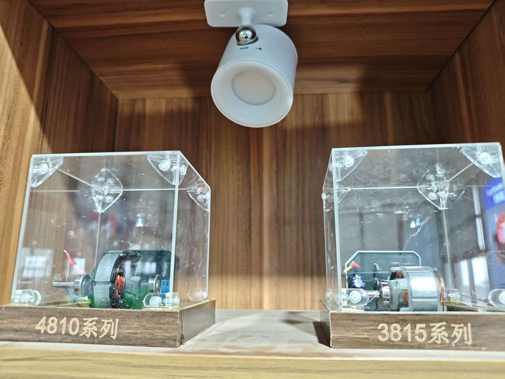 定制出品实体展示图1